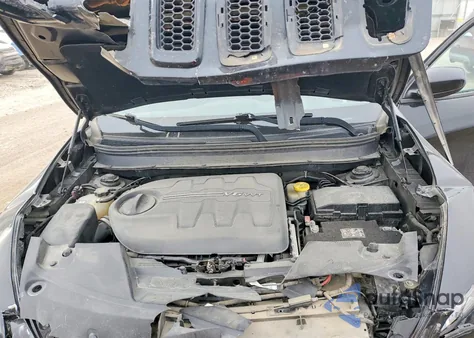 2014 Jeep Cherokee Latitude z USA, uszkodzony, nr VIN 1C4PJMCS7EW290922